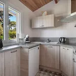 بيت للعطل 800 M De La Plage, Jardin, Maison Pour 5 *