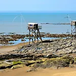 800 M De La Plage, Jardin, Maison Pour 5 *