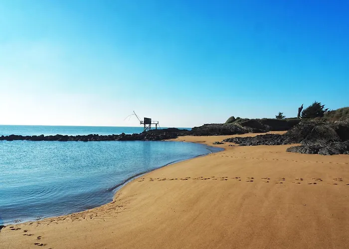 800 M De La Plage, Jardin, Maison Pour 5 بيت للعطل