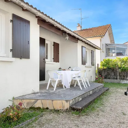 Holiday home 800 M De La Plage, Jardin, Maison Pour 5